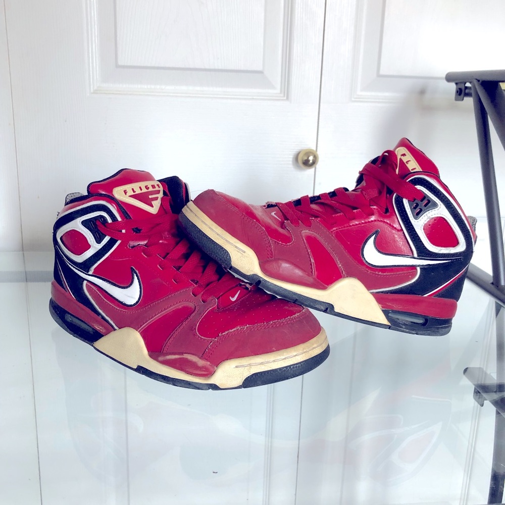 Nike Flights